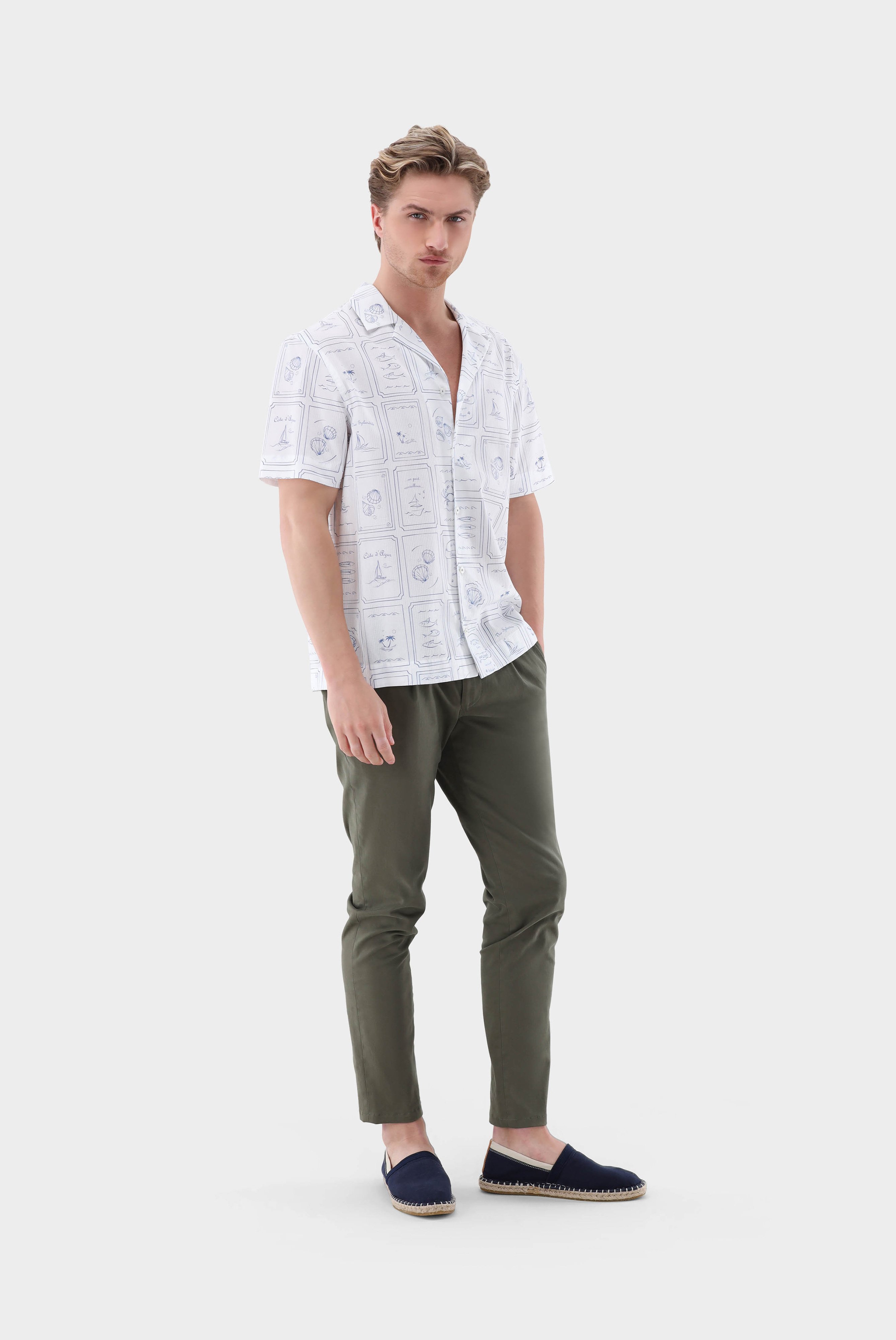 Casual Shirts+Bowling shirt with print+20.2075.RD.172041.007.S