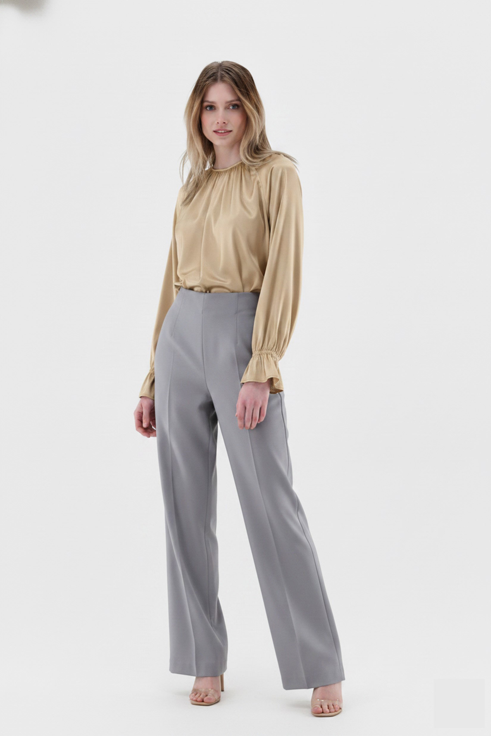 Slip on blouse in silk