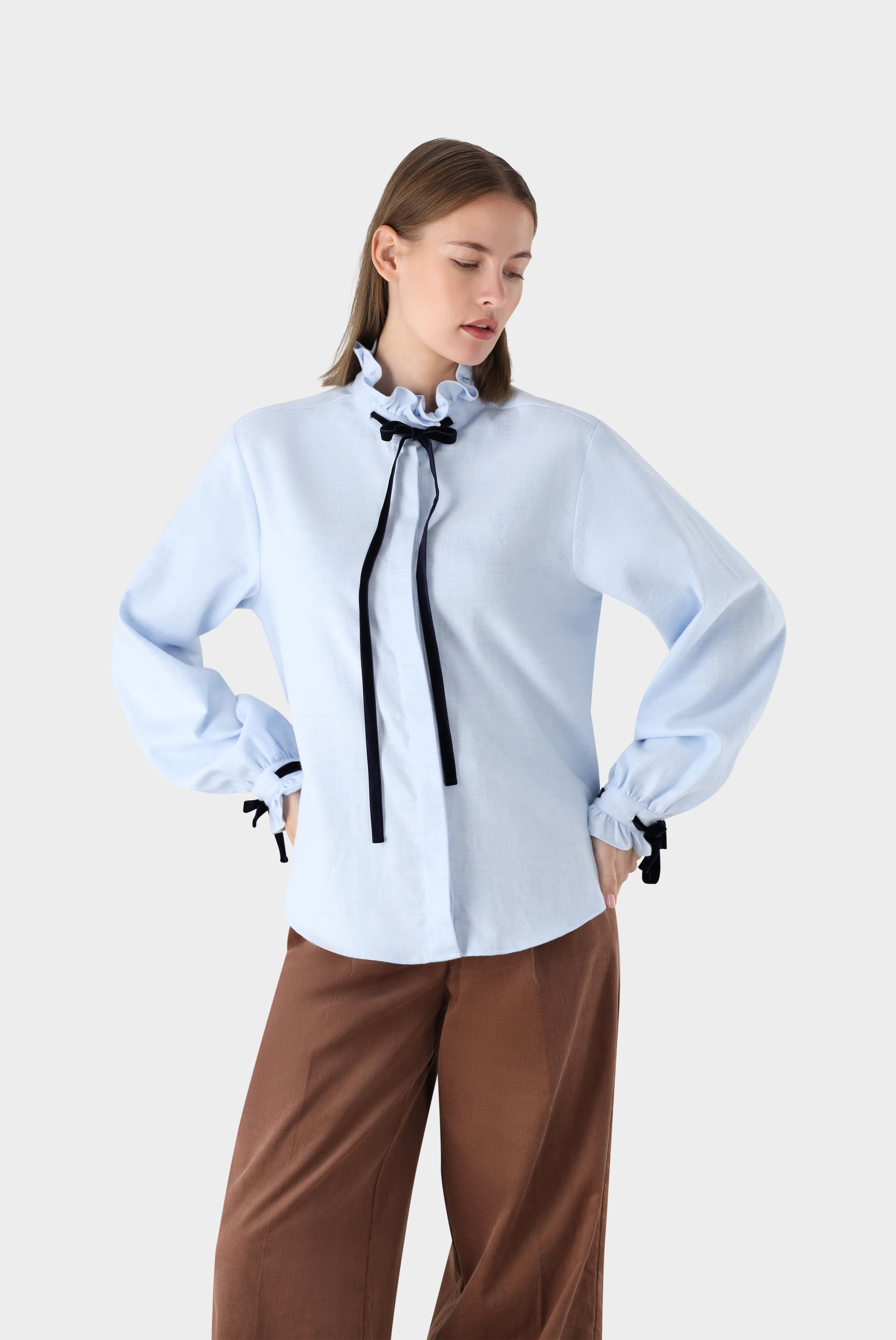 Flanellbluse mit Rüschen-Stehkragen